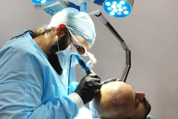 Scalp micropigmentation